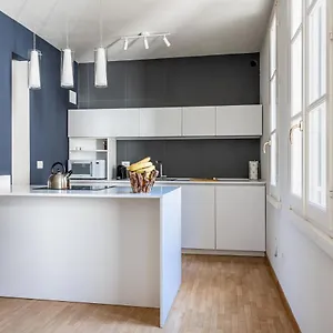 Officina7 Large Apartment