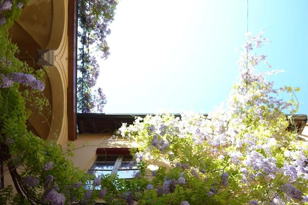 ** Aparthotel Palazzo Dalla Rosa Prati Parma Italy